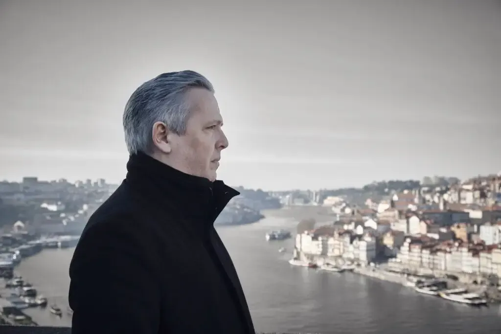 Portrait of pianist Luís Magalhães